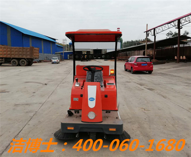 潔博士駕駛掃地車客戶案例——洪洞縣振豪新型建材有限公司 潔博士駕駛掃地車客戶案例——洪洞縣振豪新型建材有限公司