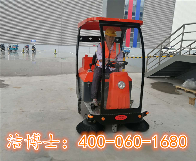 潔博士掃地車客戶案例—四川金馳建設工程有限公司 潔博士掃地車客戶案例—四川金馳建設工程有限公司